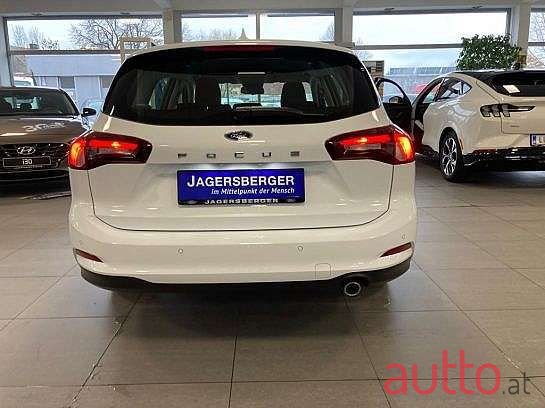 2022' Ford Focus photo #6