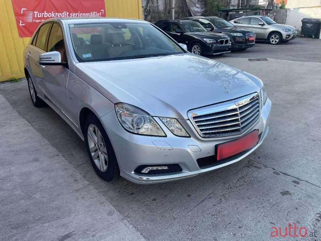 2009' Mercedes-Benz E-Klasse photo #4