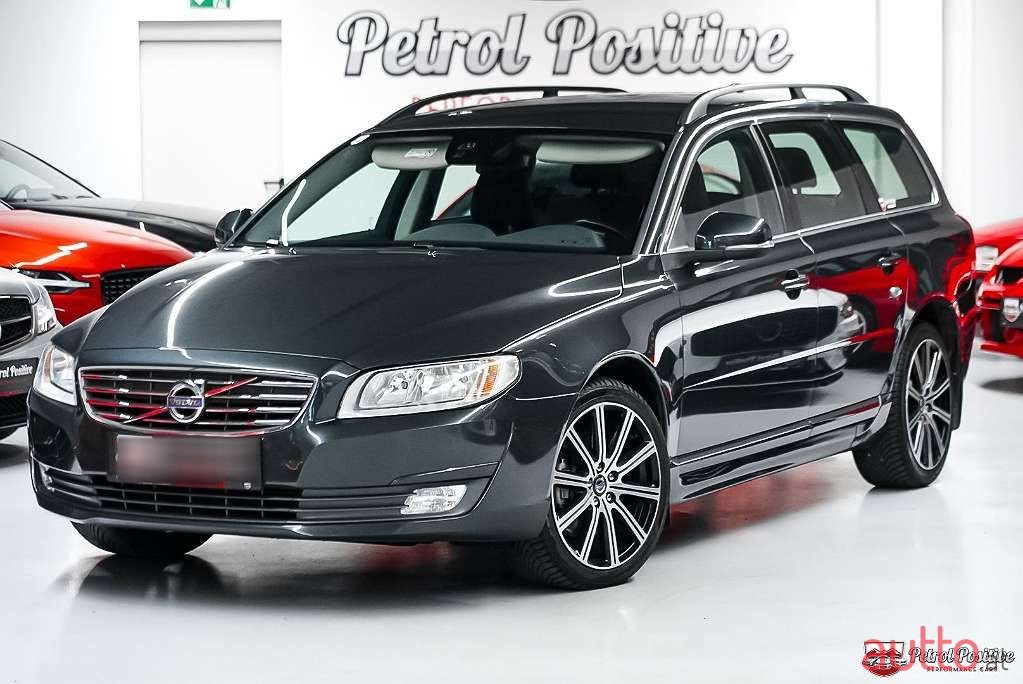 2014' Volvo V70 photo #1