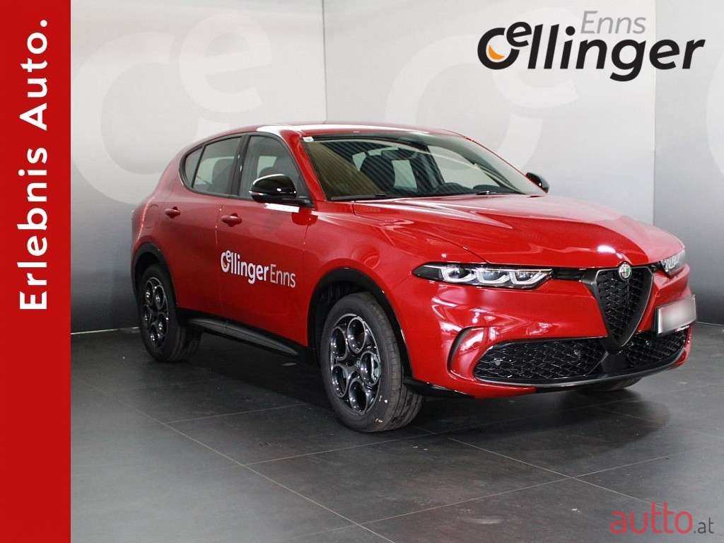 2024' Alfa Romeo Tonale photo #1