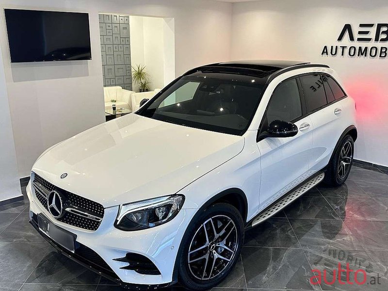 2017' Mercedes-Benz Glc-Klasse photo #2