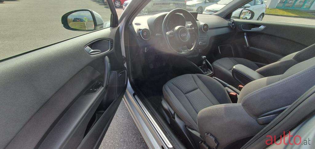 2012' Audi A1 photo #5