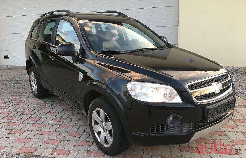 2007' Chevrolet Captiva photo #1