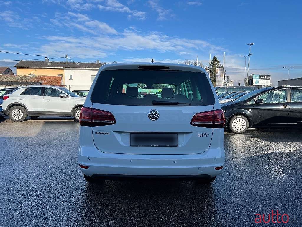 2020' Volkswagen Sharan photo #4