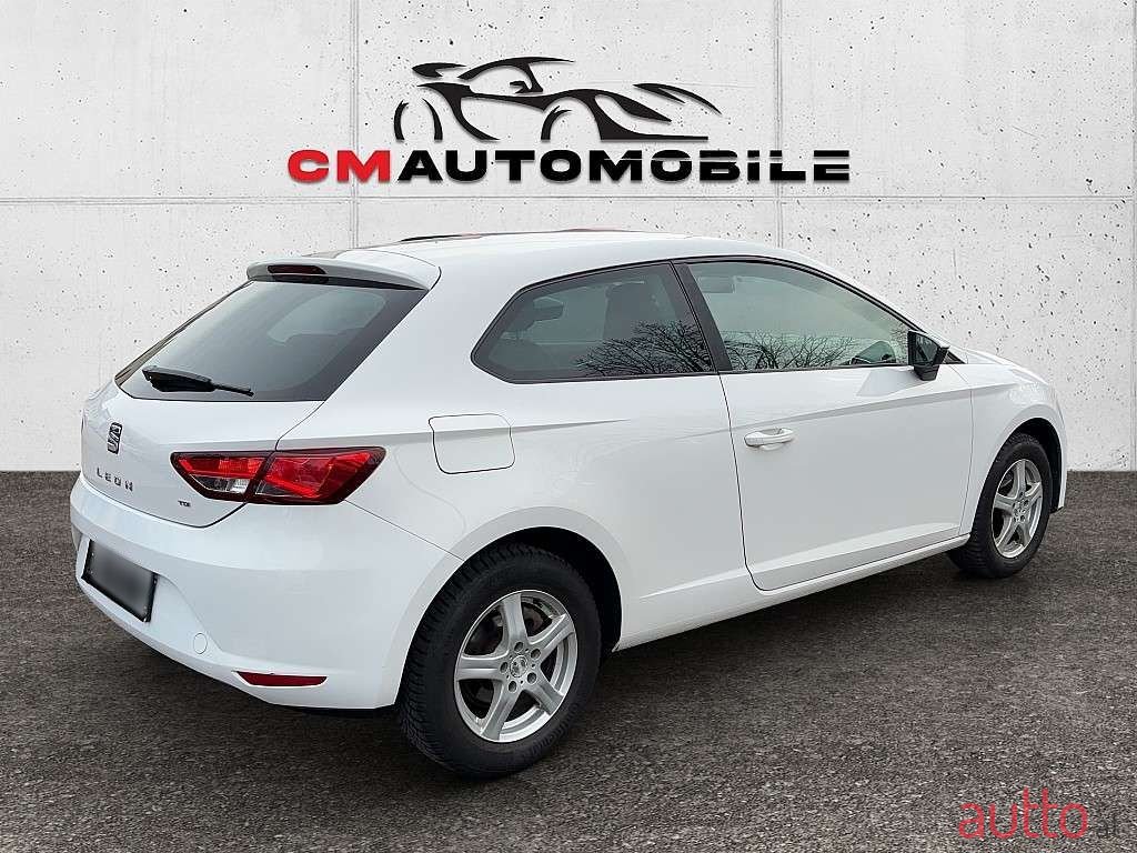 2014' SEAT Leon photo #5