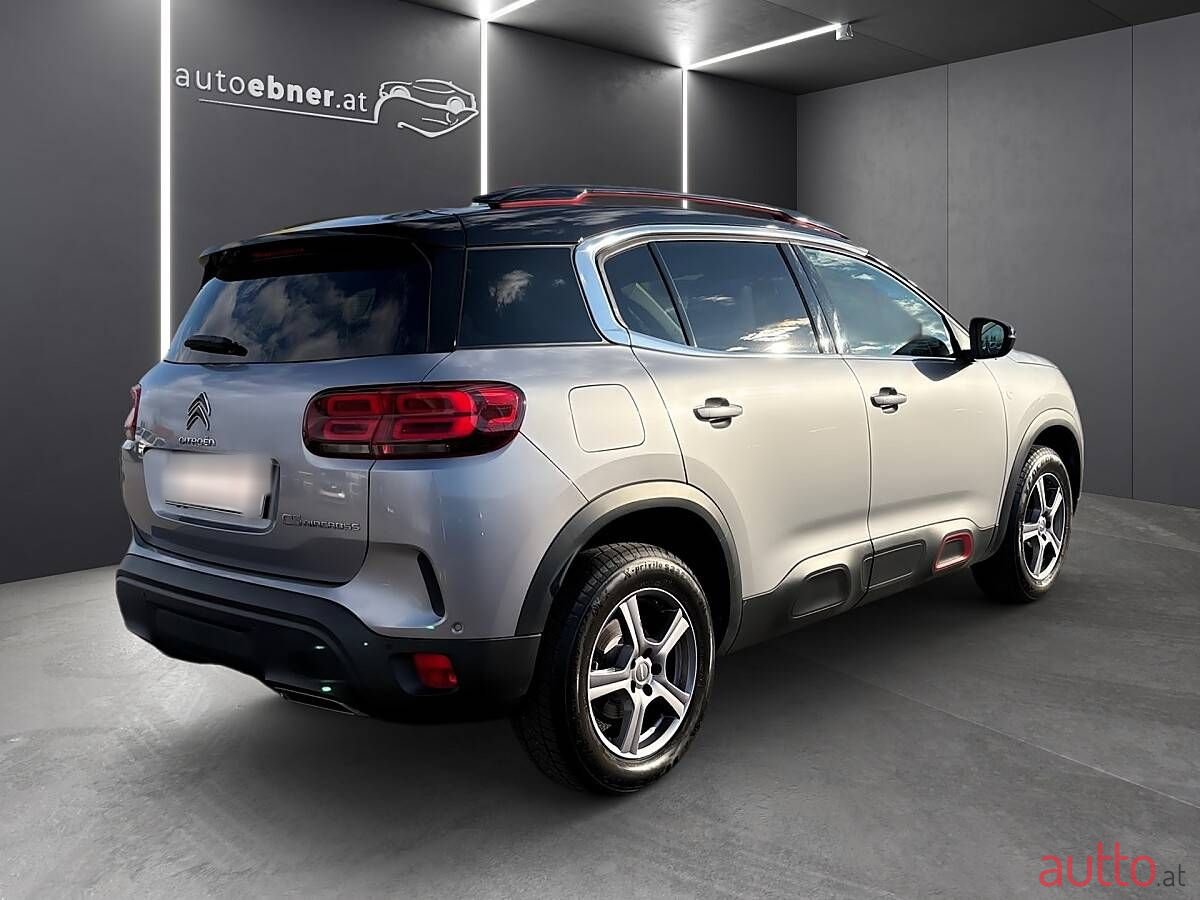 2020' Citroen C5 Aircross photo #5