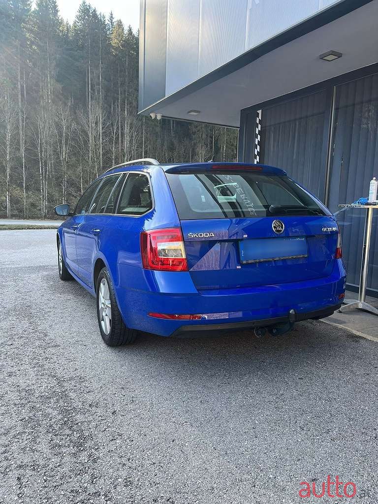 2019' Skoda Octavia photo #4