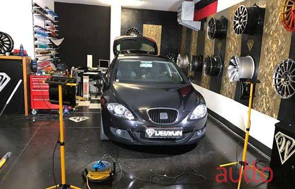 2008' SEAT Leon photo #3