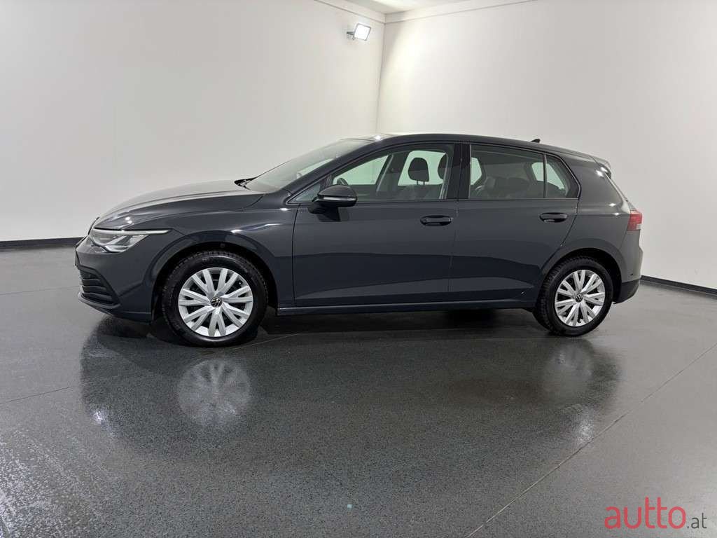 2022' Volkswagen Golf photo #3