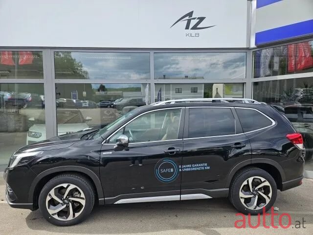 2024' Subaru Forester photo #1