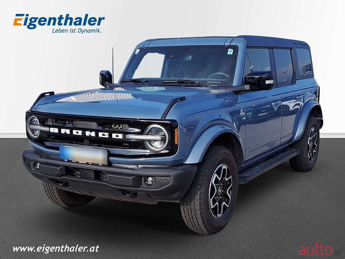 2023' Ford Bronco photo #1