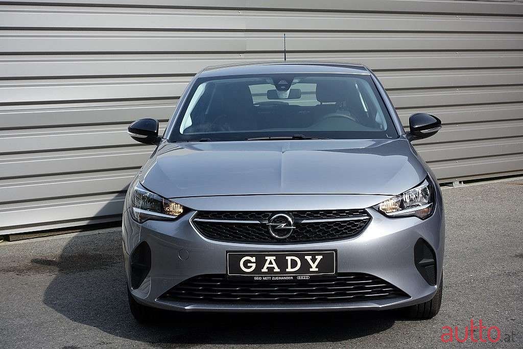 2021' Opel Corsa photo #2