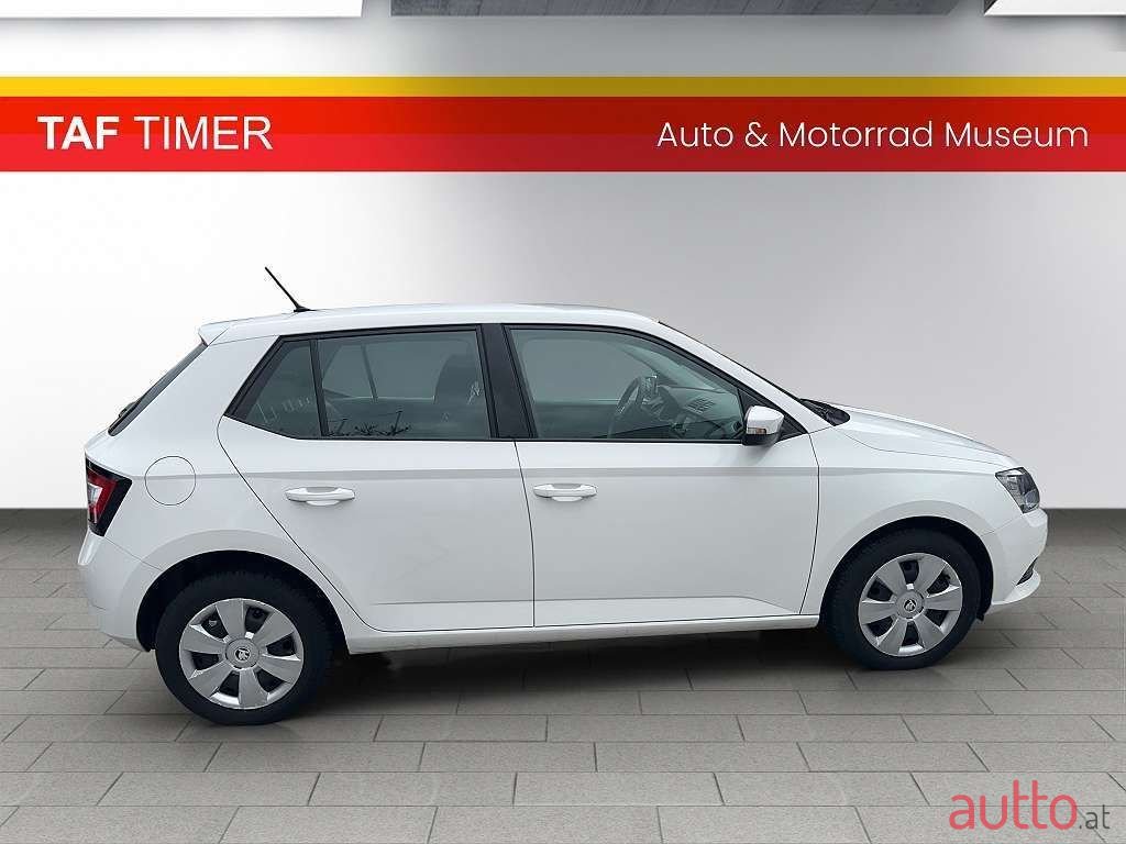 2016' Skoda Fabia photo #6