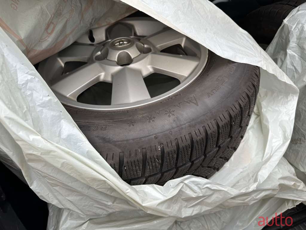 2012' Toyota RAV4 photo #5