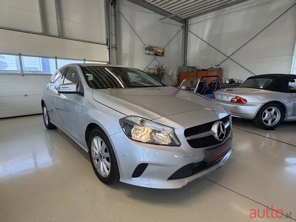 2017' Mercedes-Benz A-Klasse photo #5