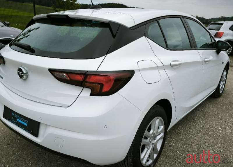 2021' Opel Astra photo #6