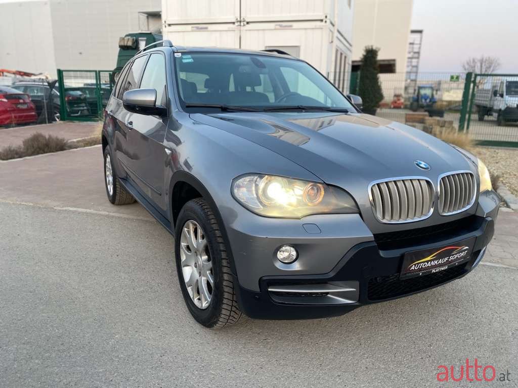 2010' BMW X5 photo #1