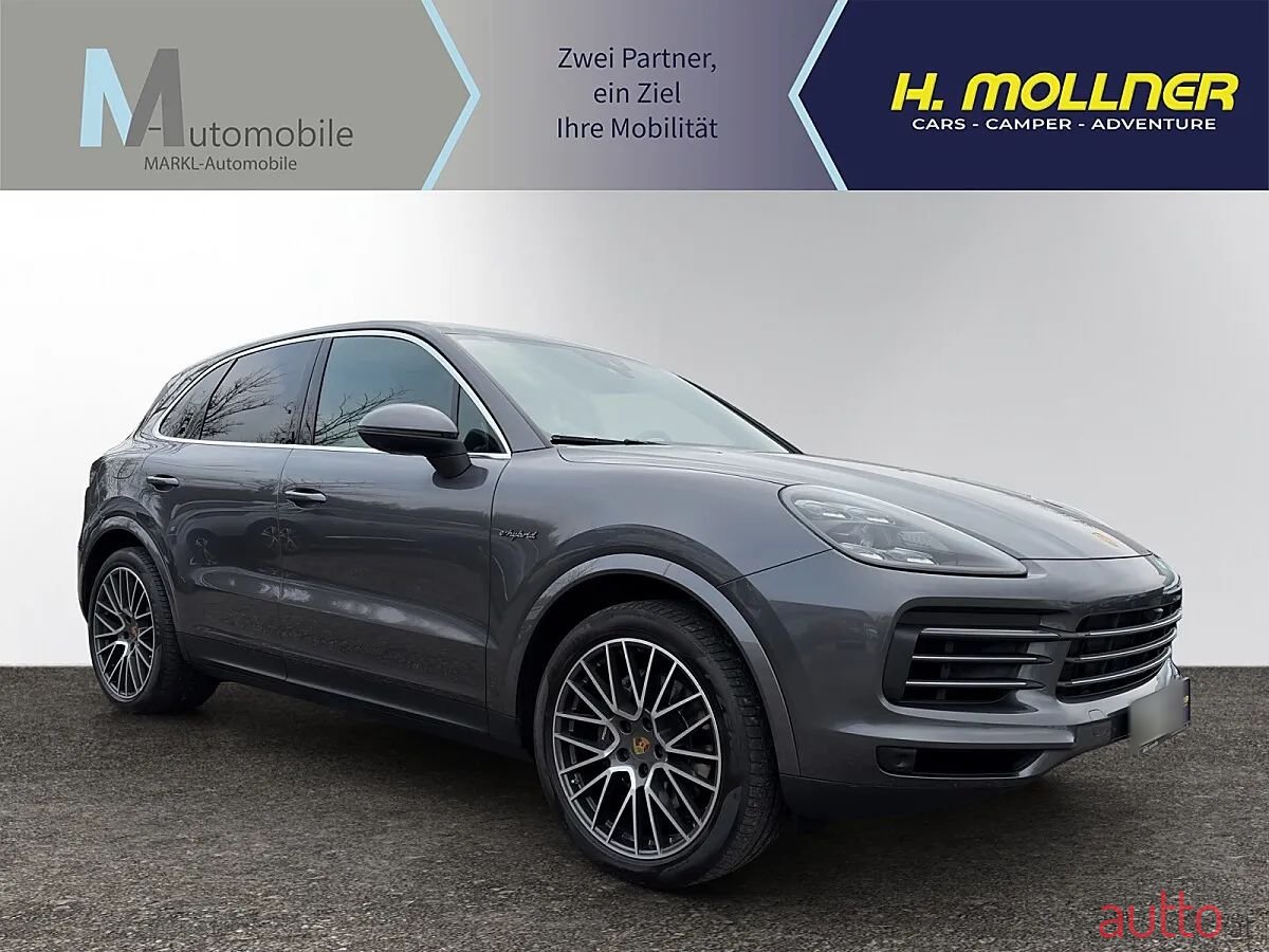 2021' Porsche Cayenne photo #4