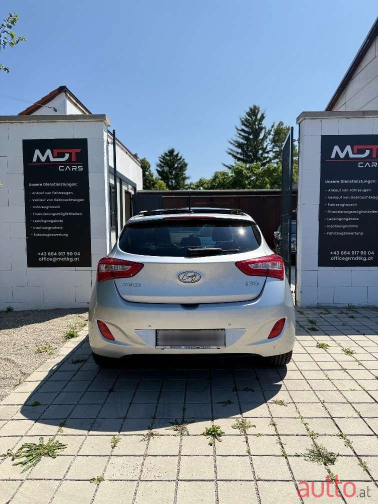 2014' Hyundai i30 photo #6