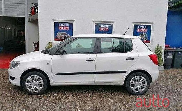 2013' Skoda Fabia photo #1