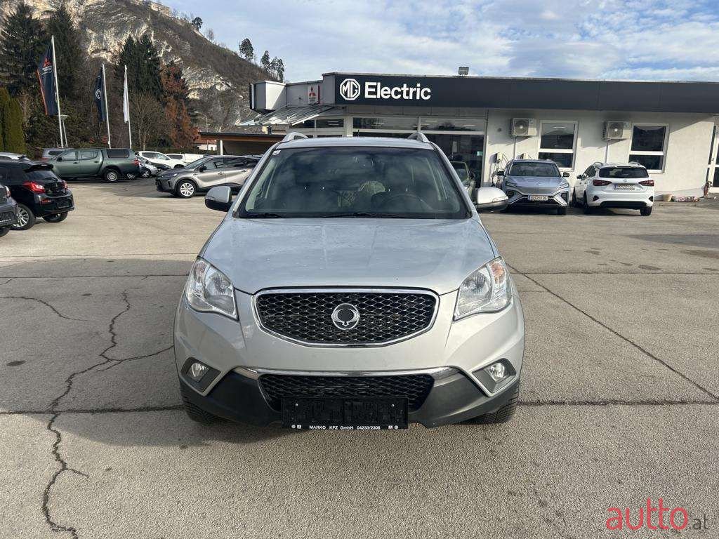 2011' SsangYong Korando photo #2