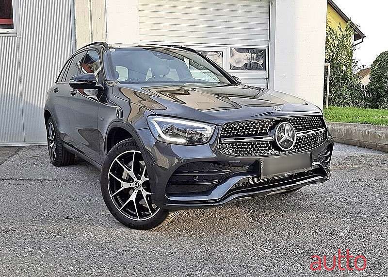 2021' Mercedes-Benz Glc-Klasse photo #1