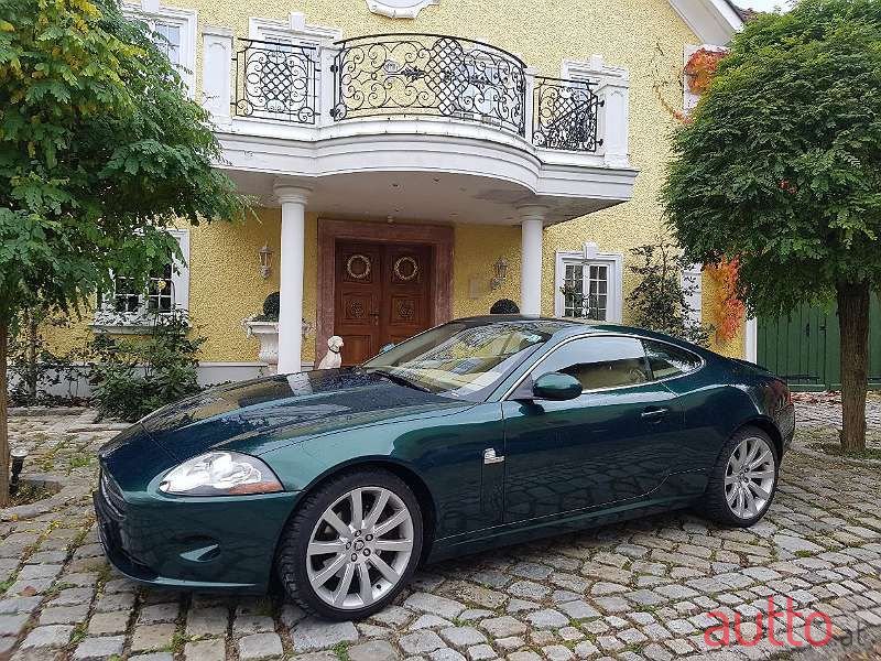 2006' Jaguar XK photo #1