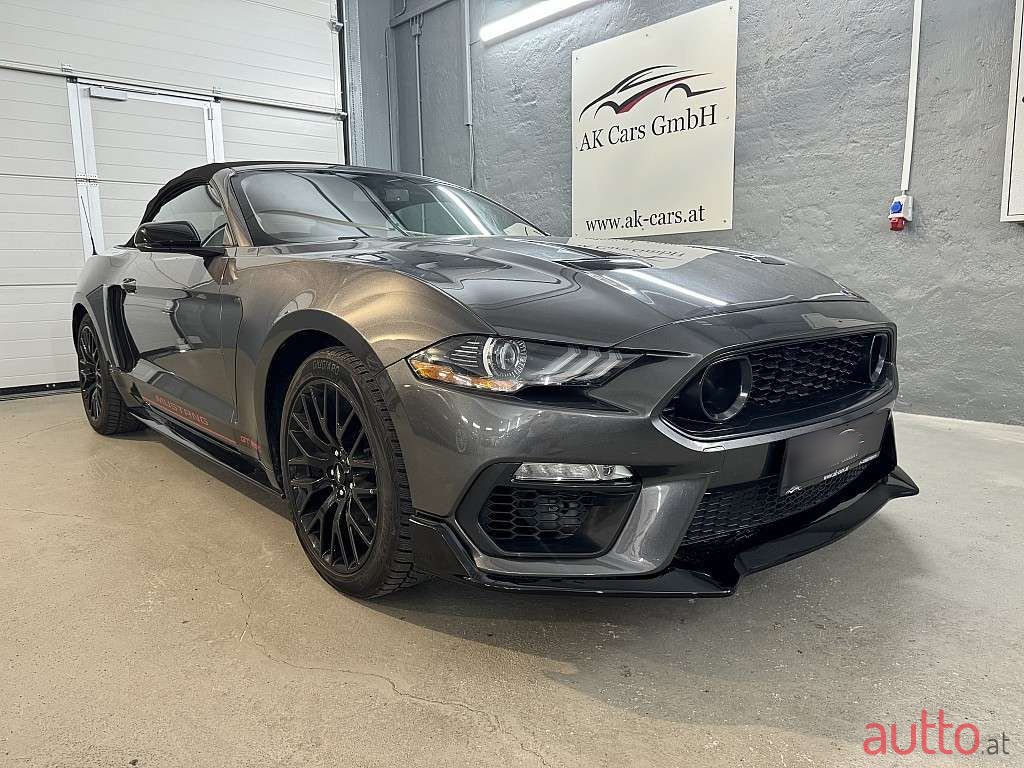 2019' Ford Mustang photo #3