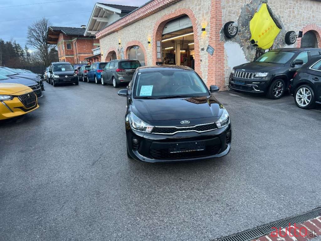 2018' Kia Rio photo #5