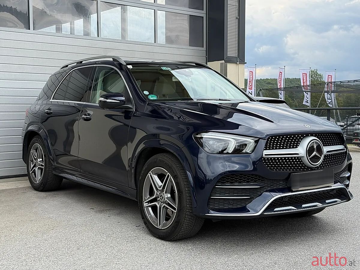 2020' Mercedes-Benz Gle-Klasse photo #2