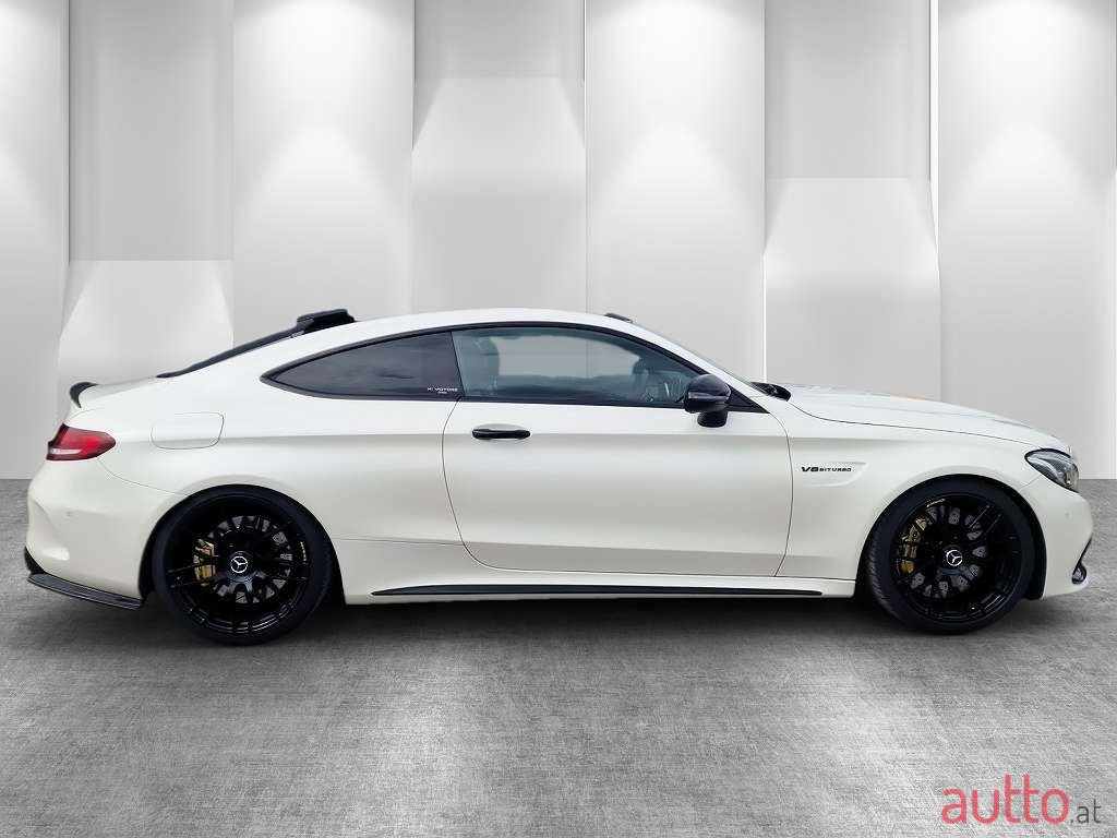 2017' Mercedes-Benz C-Klasse photo #4