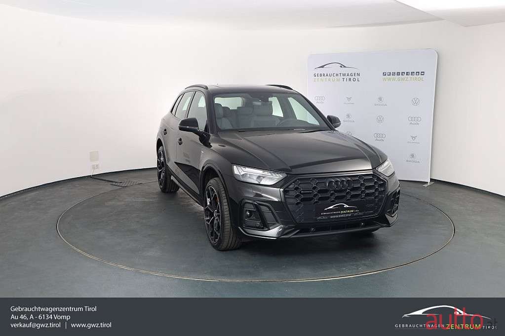2021' Audi Q5 photo #2