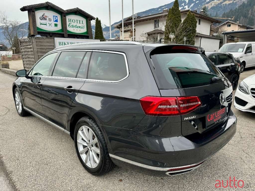2018' Volkswagen Passat photo #6