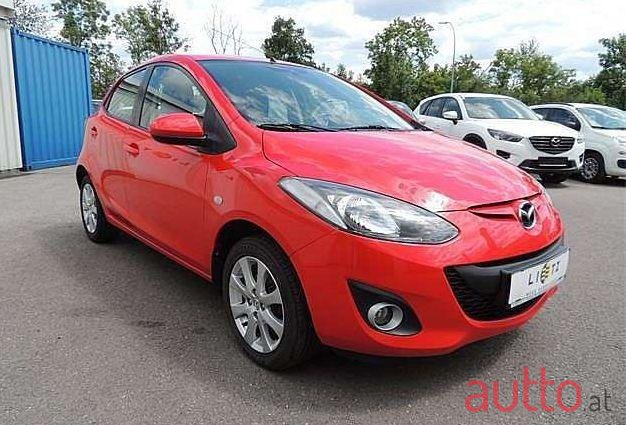 2012' Mazda Mazda2 photo #1