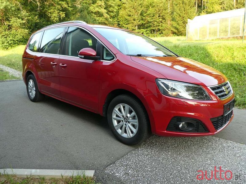 2018' SEAT Alhambra photo #3