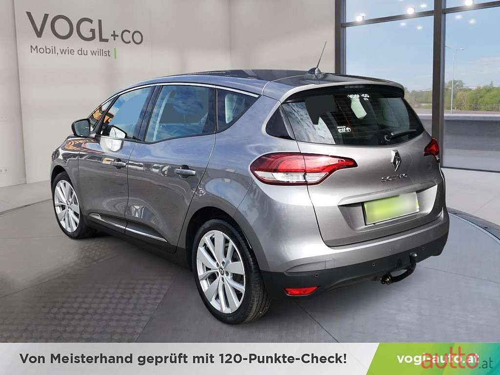 2020' Renault Scenic photo #3
