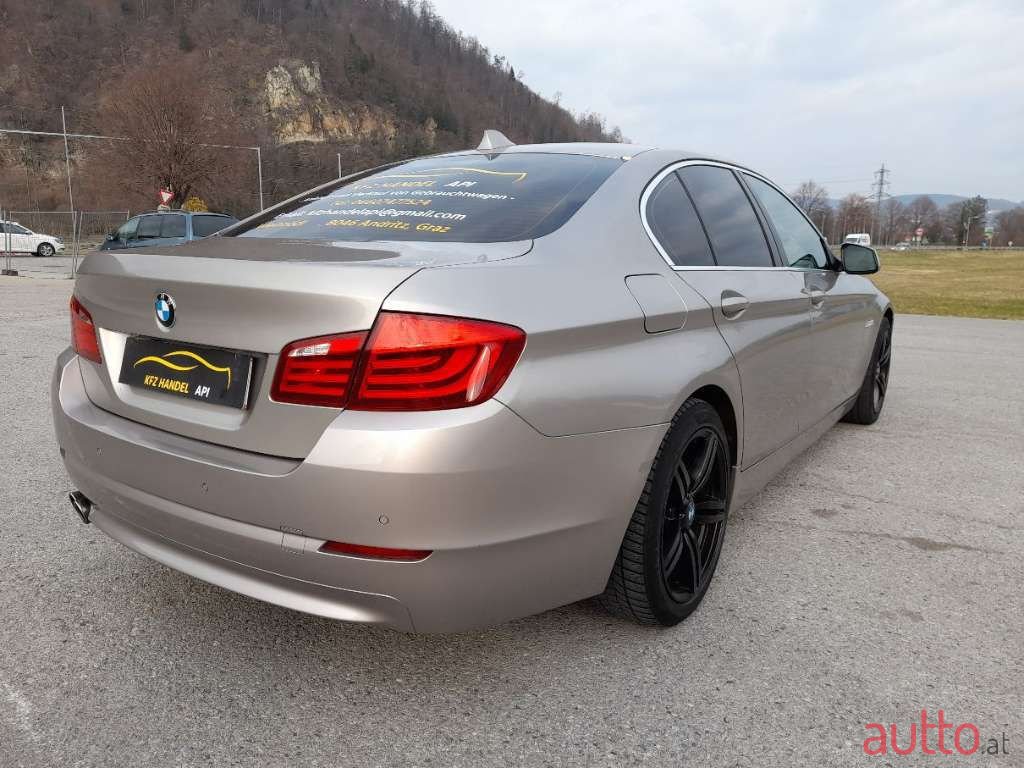 2013' BMW 5Er-Reihe photo #5