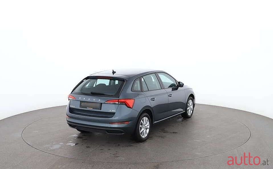2020' Skoda Scala photo #2