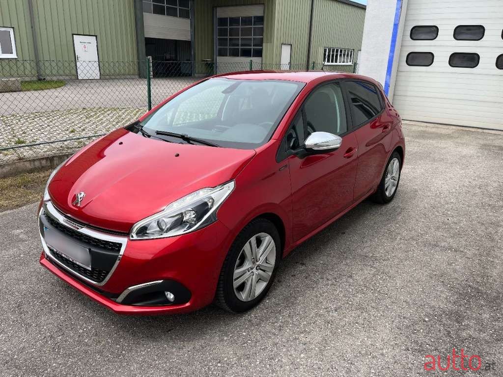 2019' Peugeot 208 photo #3