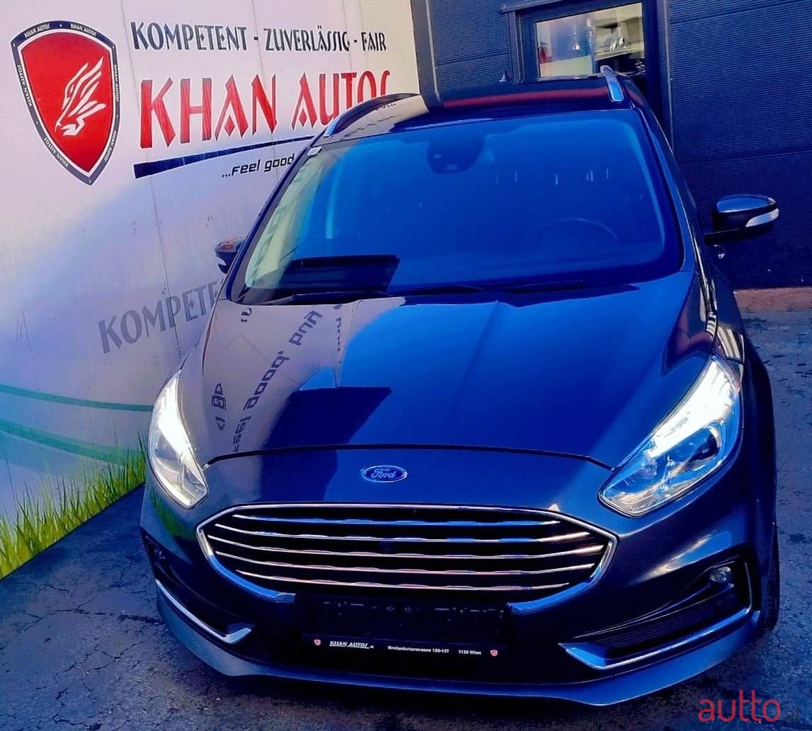 2020' Ford Galaxy photo #2