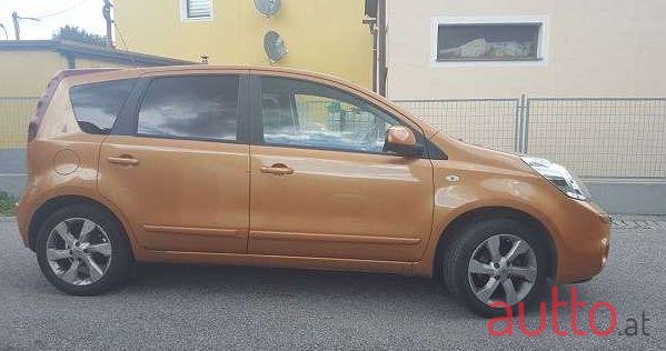 2010' Nissan Note photo #3