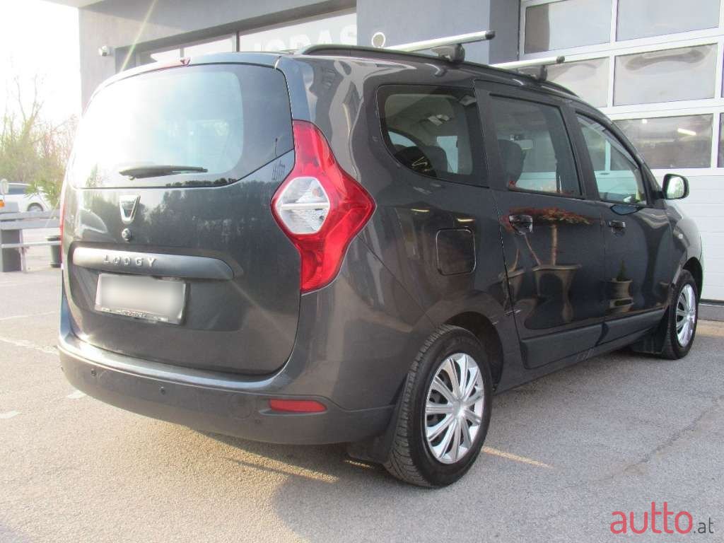 2016' Dacia Lodgy photo #5