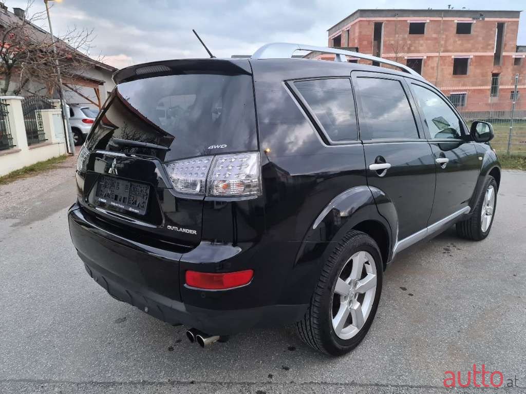 2007' Mitsubishi Outlander photo #5