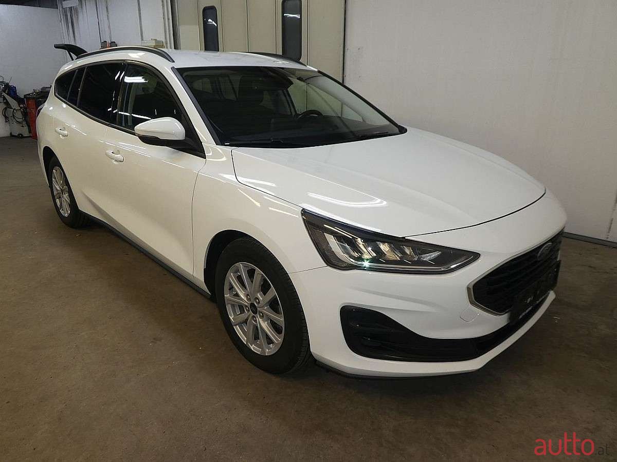 2022' Ford Focus photo #6