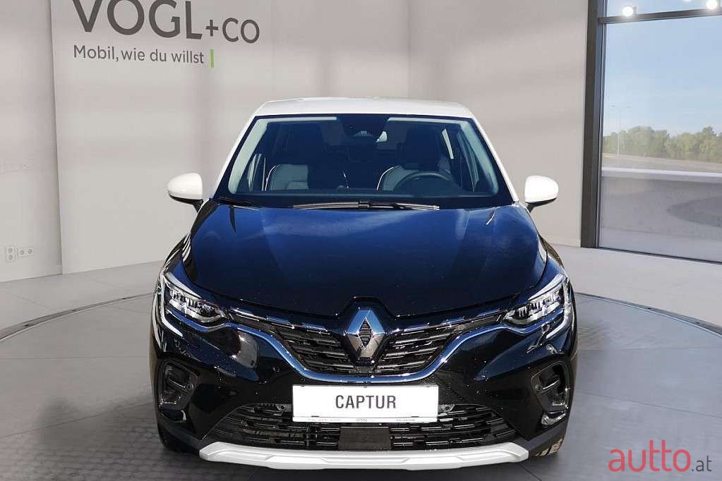 2022' Renault Captur photo #4