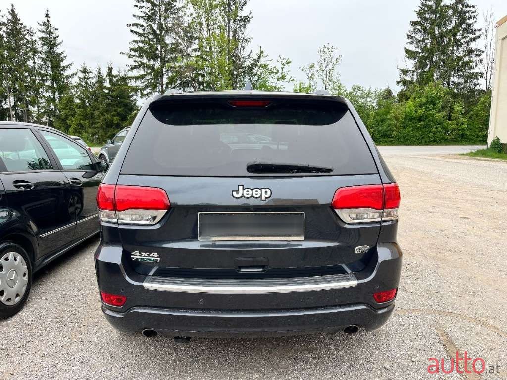 2014' Jeep Grand Cherokee photo #6
