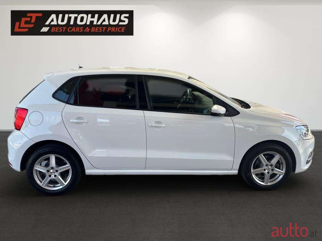 2017' Volkswagen Polo photo #5