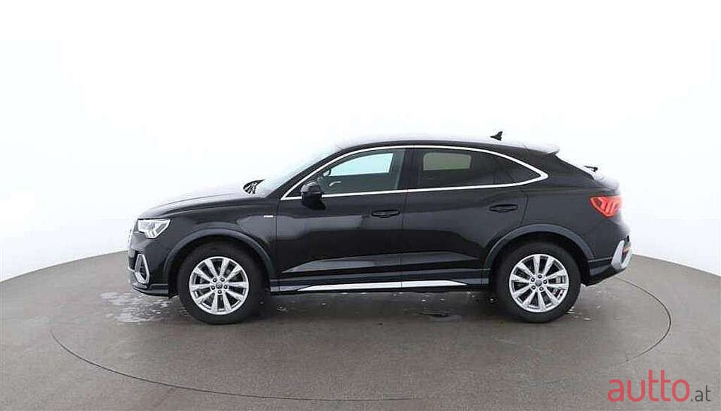 2020' Audi Q3 photo #4