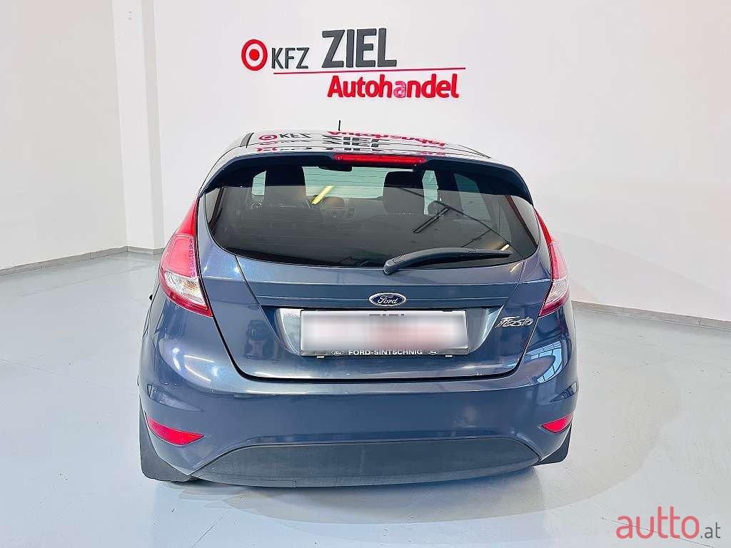 2014' Ford Fiesta photo #5