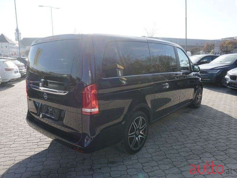 2020' Mercedes-Benz V-Klasse photo #4